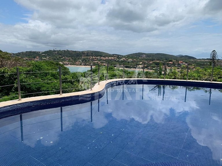 Linda casa com cinco suítes, com privacidade e vista magnífi