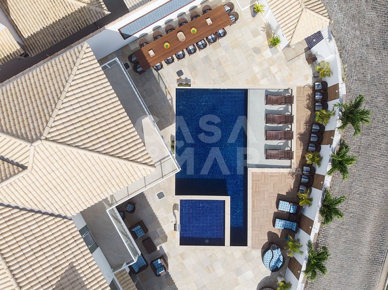 Exceptional house in Geribá, consisting of nine rooms, seven