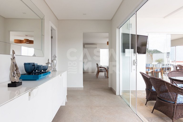 Exceptional house in Geribá, consisting of nine rooms, seven