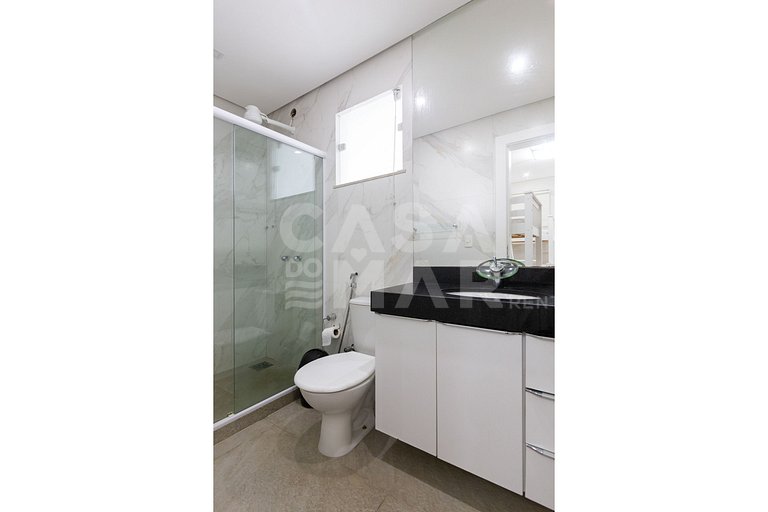 Excepcional casa em Geribá, composta de nove quartos, sendo