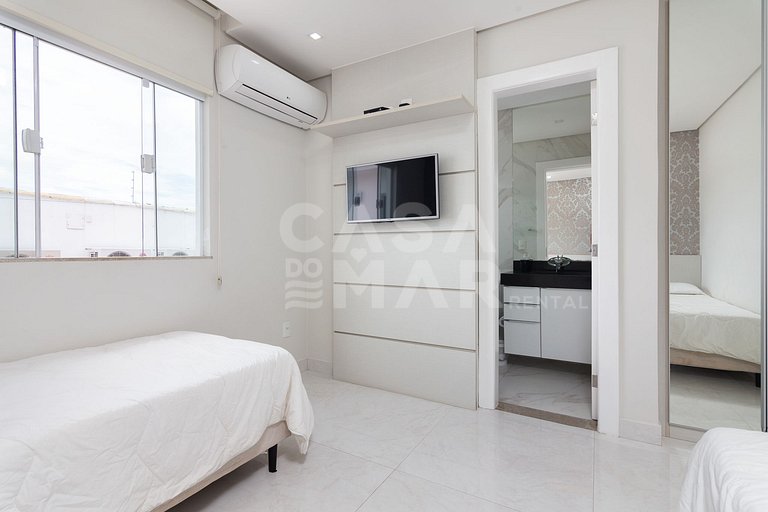 Excepcional casa em Geribá, composta de nove quartos, sendo