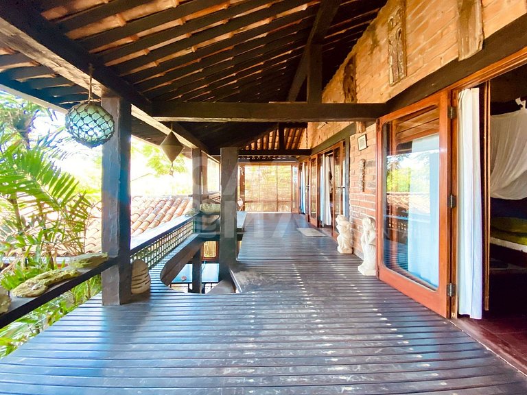 Casa em Geribá pé na areia, salão de jogos e espaço lounge.