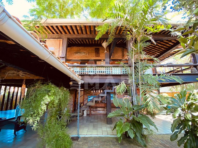 Casa em Geribá pé na areia, salão de jogos e espaço lounge.