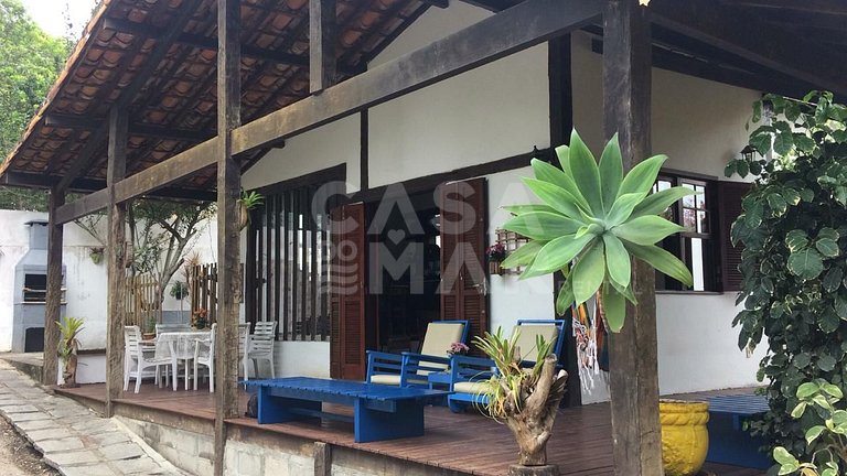Linda casa em Geribá, 50 metros da praia