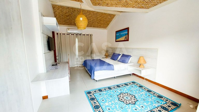 Exceptional house with 8 suites in Ferradura, 30 meters from