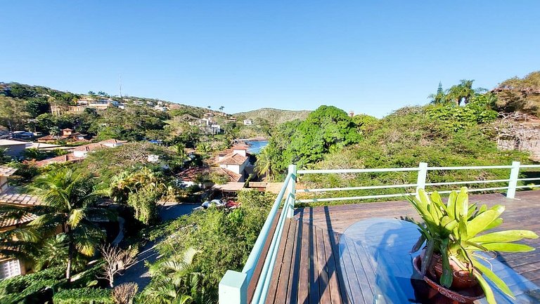 LINDA CASA DE CONDOMÍNIO COM VISTA PRIVILEGIADA PARA PRAIA D