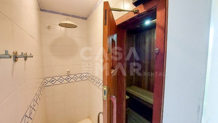 LINDA CASA DE CONDOMÍNIO COM VISTA PRIVILEGIADA PARA PRAIA D