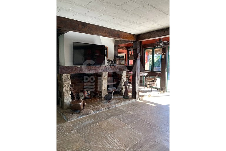 EXCELLENT CONDOMINIUM HOUSE IN MANGUINHOS, PRIVATE POOL AND