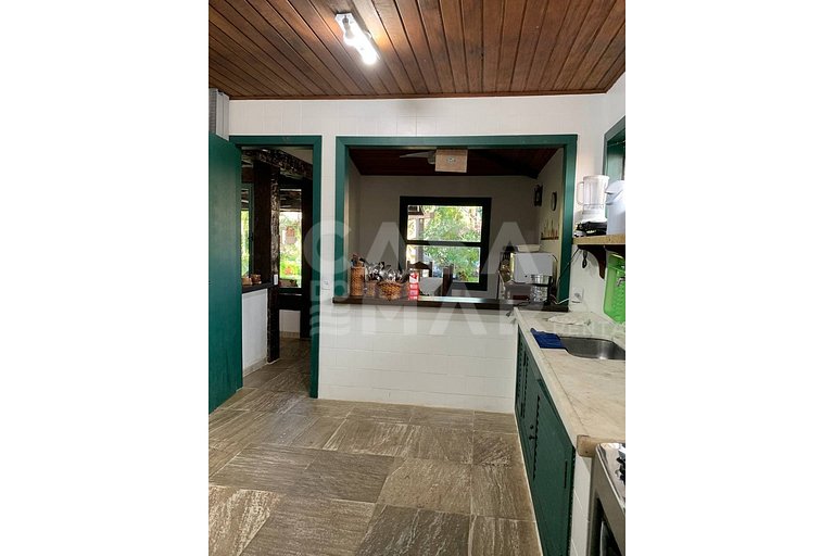 EXCELLENT CONDOMINIUM HOUSE IN MANGUINHOS, PRIVATE POOL AND
