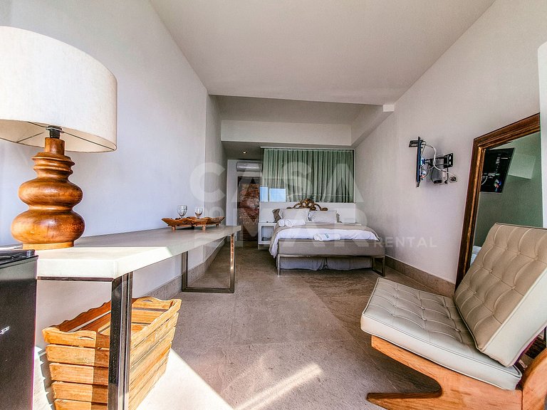 Mansão no Joá, com piscina de borda infinita com vista linda