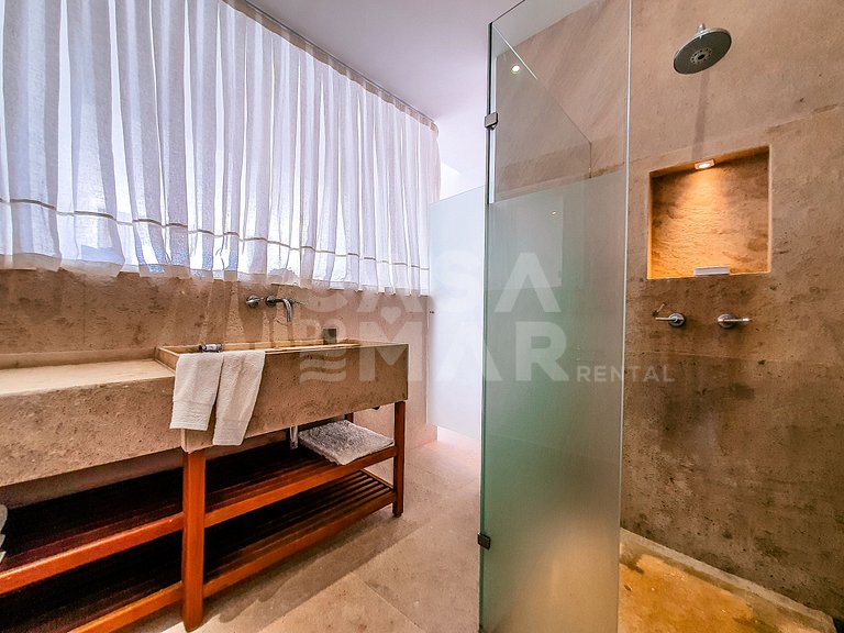 Mansão no Joá, com piscina de borda infinita com vista linda