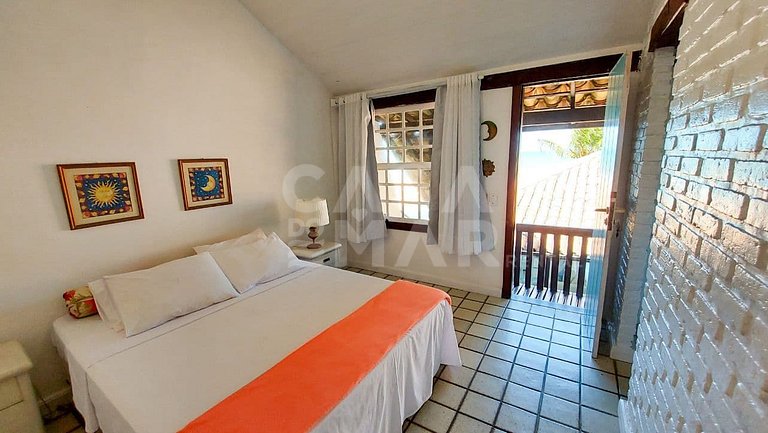 Linda casa com cinco suítes, pé na areia em Geribá.