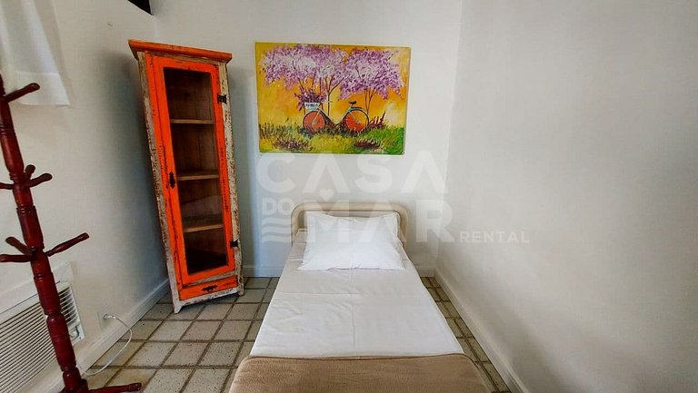 Linda casa com cinco suítes, pé na areia em Geribá.