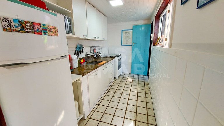 Linda casa com cinco suítes, pé na areia em Geribá.