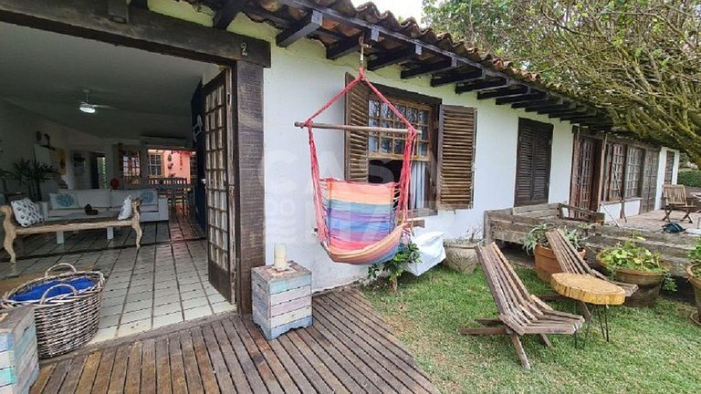 A charming house, in condominium standing on the sand, Praia