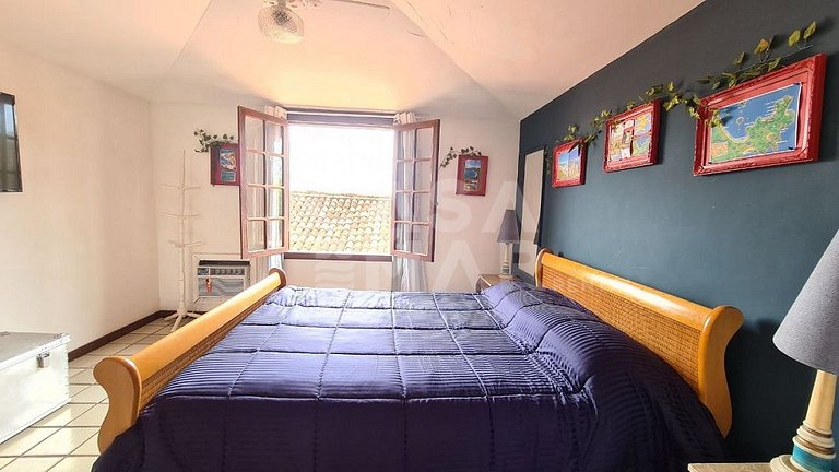 Uma casa charmosa, em condomínio pé na areia, Praia Rasa.