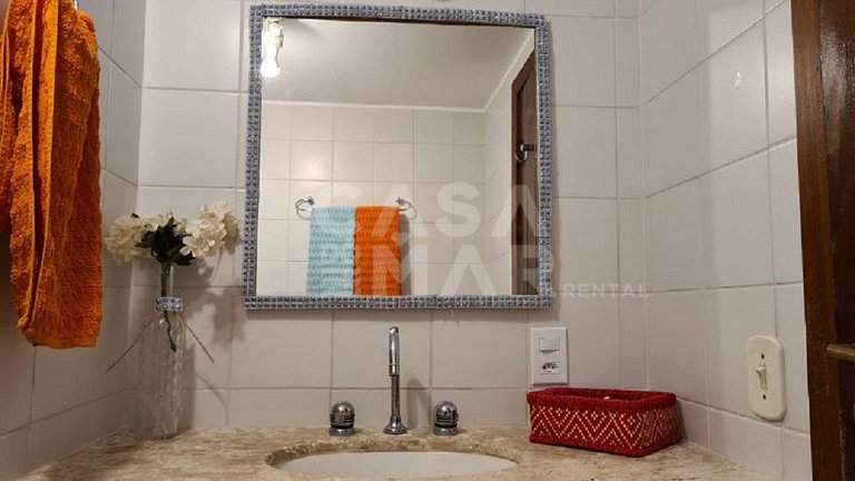 A charming house, in condominium standing on the sand, Praia