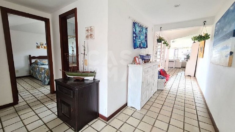 Uma casa charmosa, em condomínio pé na areia, Praia Rasa.