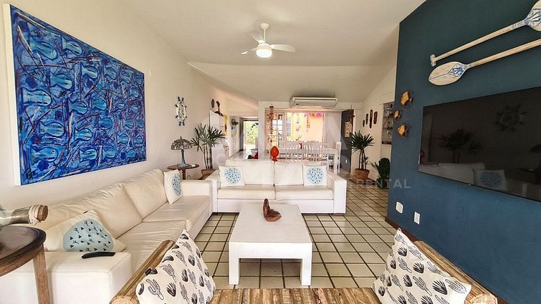 Uma casa charmosa, em condomínio pé na areia, Praia Rasa.