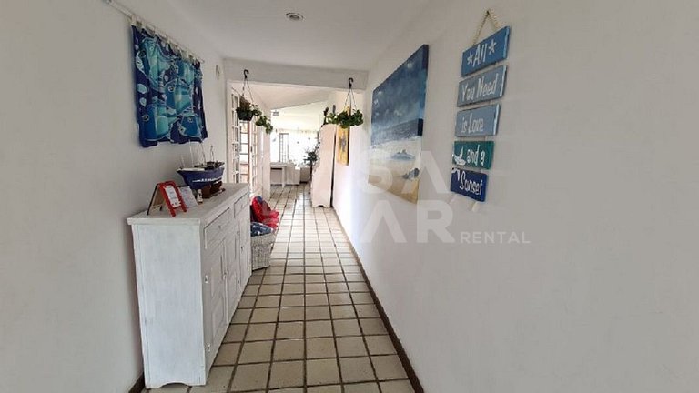 Uma casa charmosa, em condomínio pé na areia, Praia Rasa.