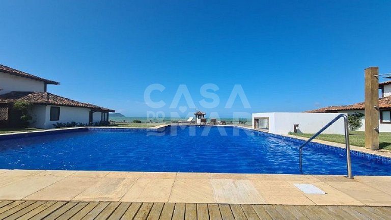 Uma casa charmosa, em condomínio pé na areia, Praia Rasa.