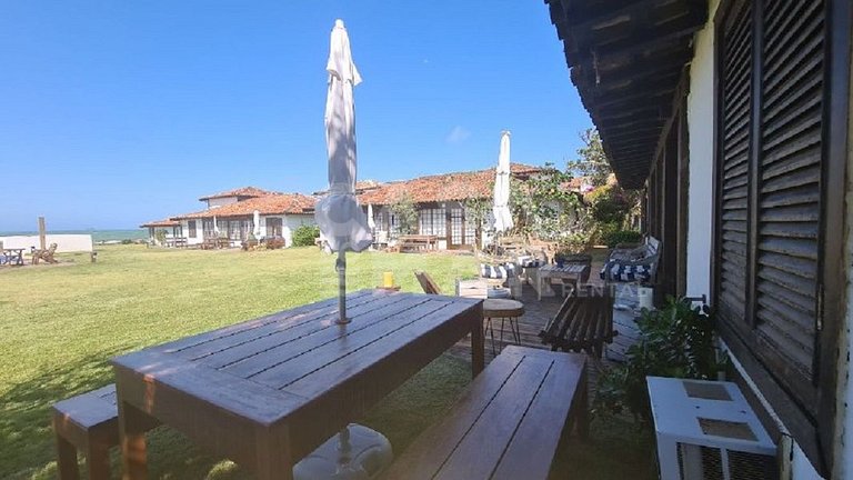 A charming house, in condominium standing on the sand, Praia