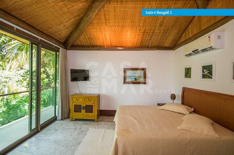 Uma ilha excepcional com sete suítes, píer, sala de cinema