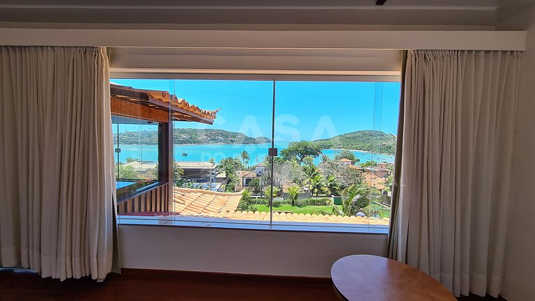 A wonderful house with the most amazing view on horseshoe be