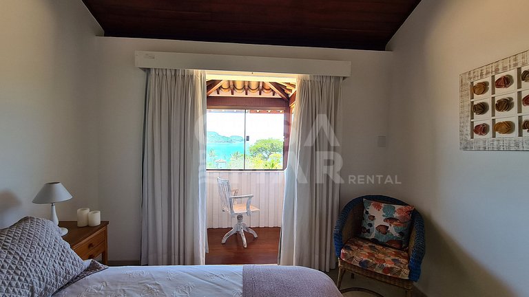A wonderful house with the most amazing view on horseshoe be
