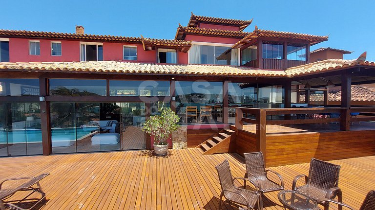 A wonderful house with the most amazing view on horseshoe be