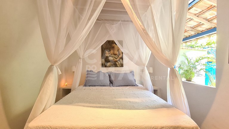 Beautiful fisherman style house, standing on the sand on the