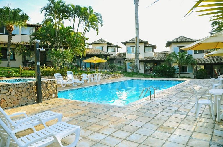 Linda Casa com Quatro Quartos em João Fernandes