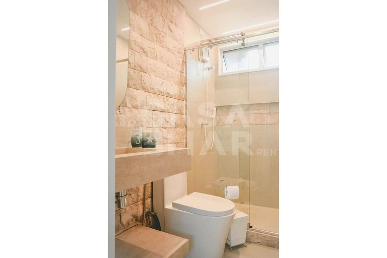 Linda casa com 4 quartos, completíssima, em condomínio