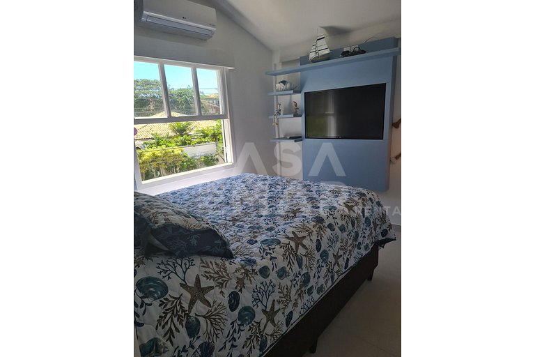 Beautiful house with 4 bedrooms, complete, in condominium