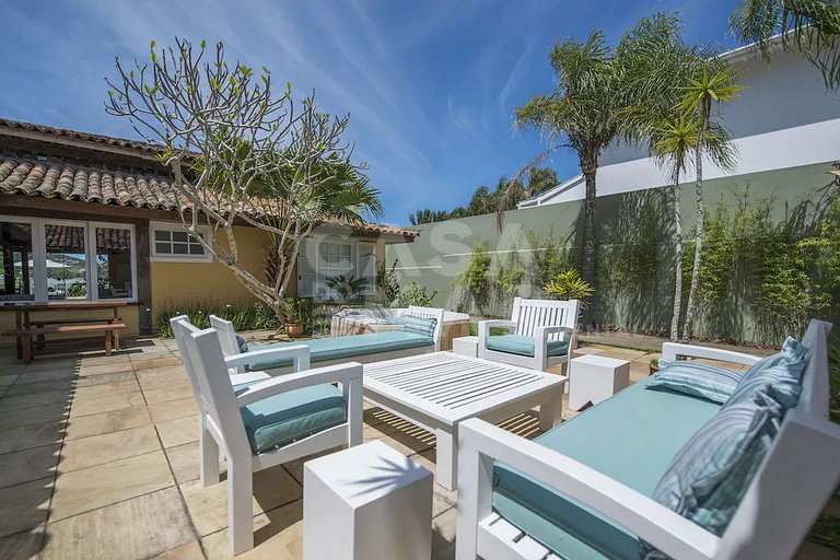Lindíssima Casa Pé na Areia da Praia da Ferradura, com mais