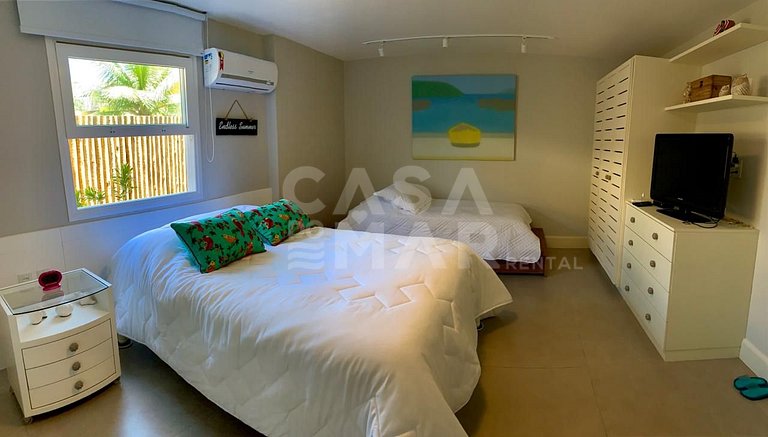 Linda casa frente mar, com 4 suítes, em condomínio em Mangui