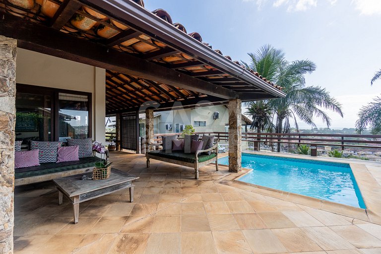 Beautiful house with 4 suites, in condominium, in the right