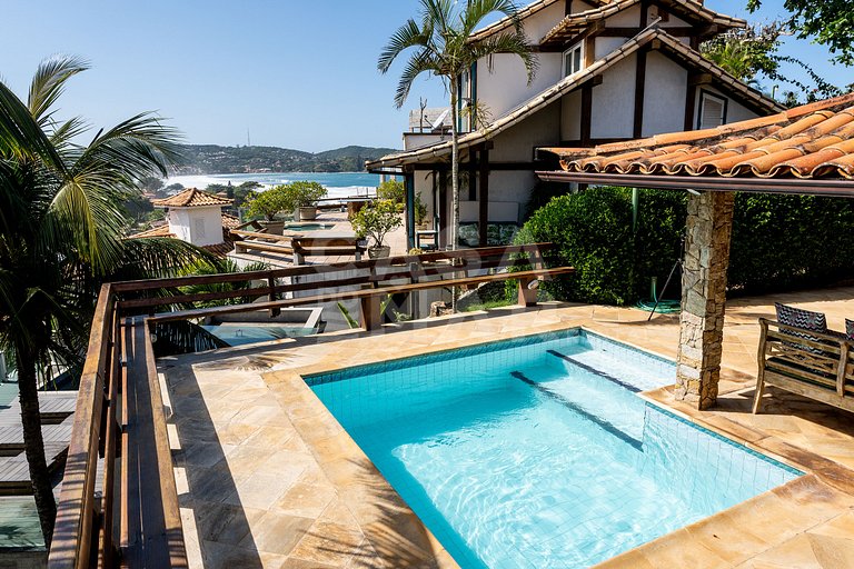 Beautiful house with 4 suites, in condominium, in the right