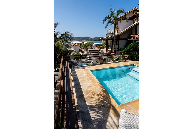 Beautiful house with 4 suites, in condominium, in the right