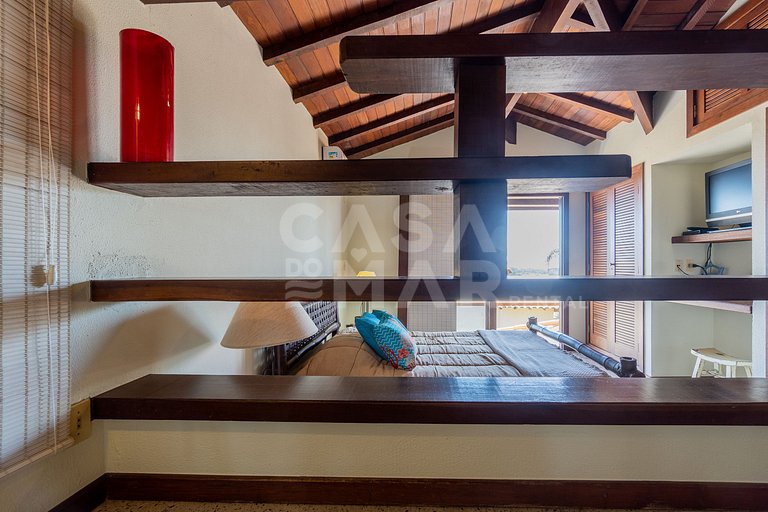 Beautiful house with 4 suites, in condominium, in the right