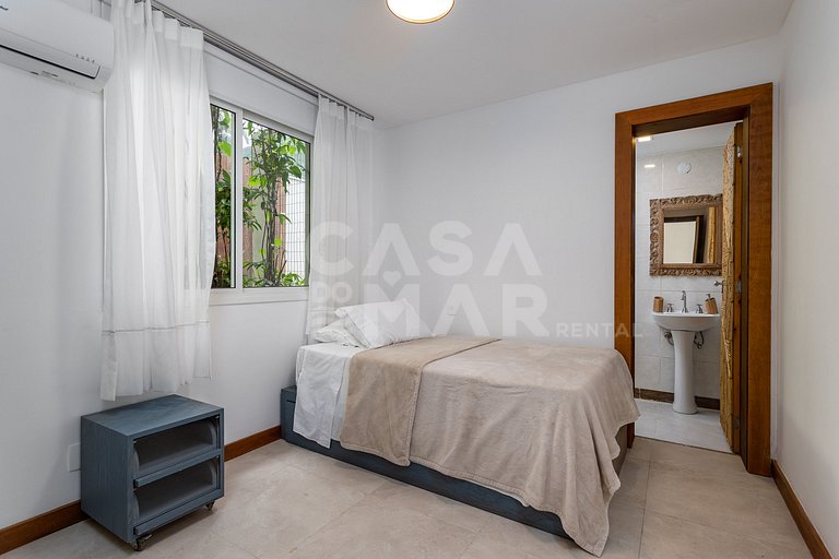 Lindíssima mansão em Angra, com 11 suítes, e vista encantado