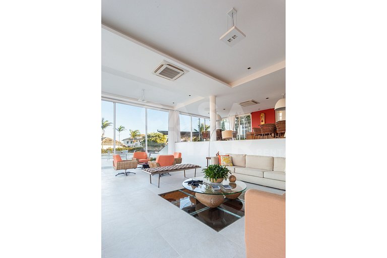Linda casa com 6 suítes, em condomínio frente mar, em Geribá