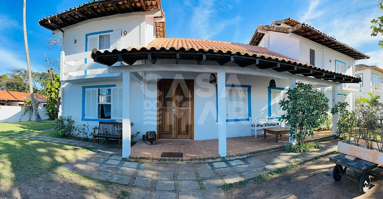 Beautiful house with 6 bedrooms, swimming pool, next to the
