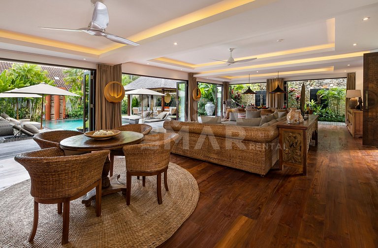 Beautiful house with 4 suites, complete, close to the best b