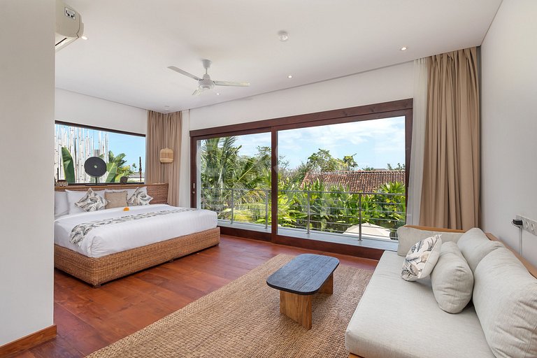 Beautiful house with 4 suites, complete, close to the best b