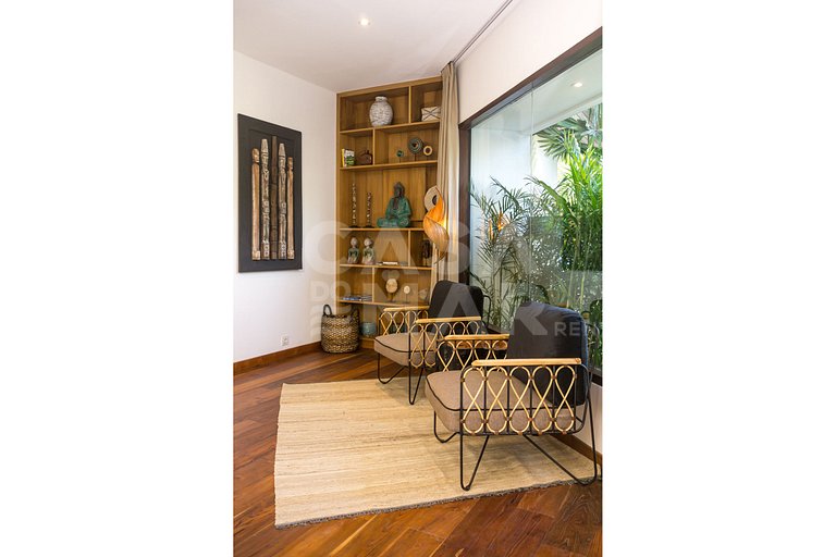 Beautiful house with 4 suites, complete, close to the best b