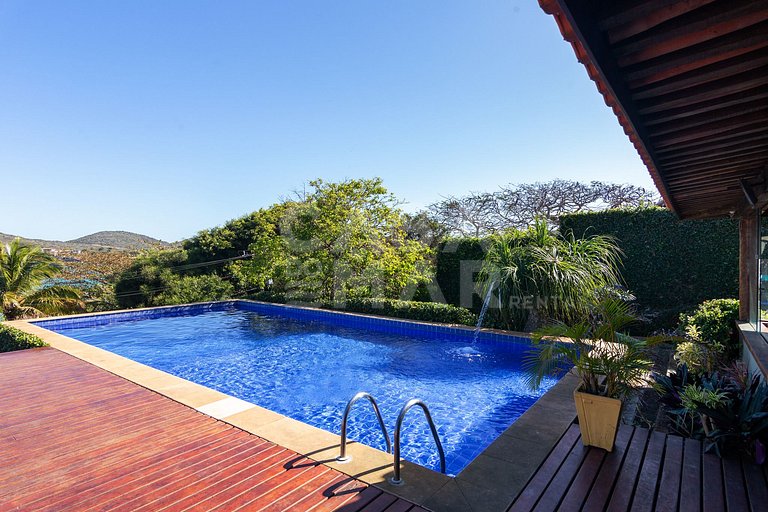Linda casa com 8 suítes, e vista paradisíaca da praia da Fer