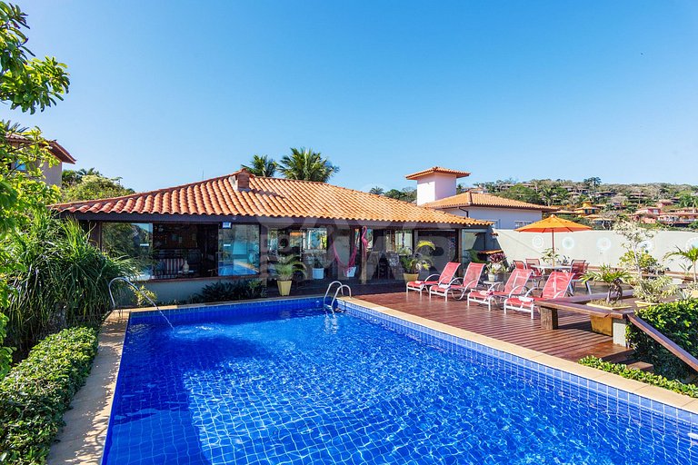Linda casa com 8 suítes, e vista paradisíaca da praia da Fer