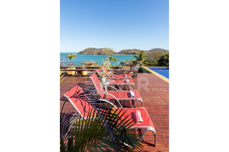 Beautiful house with 8 suites, and paradisiacal view of Ferr
