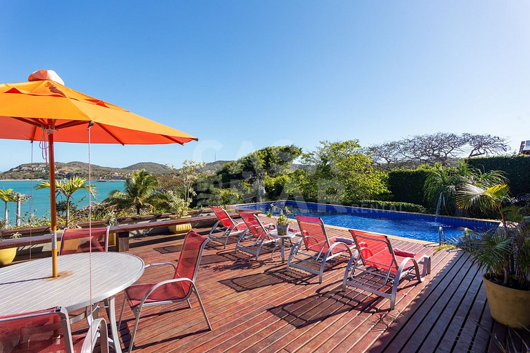 Beautiful house with 8 suites, and paradisiacal view of Ferr